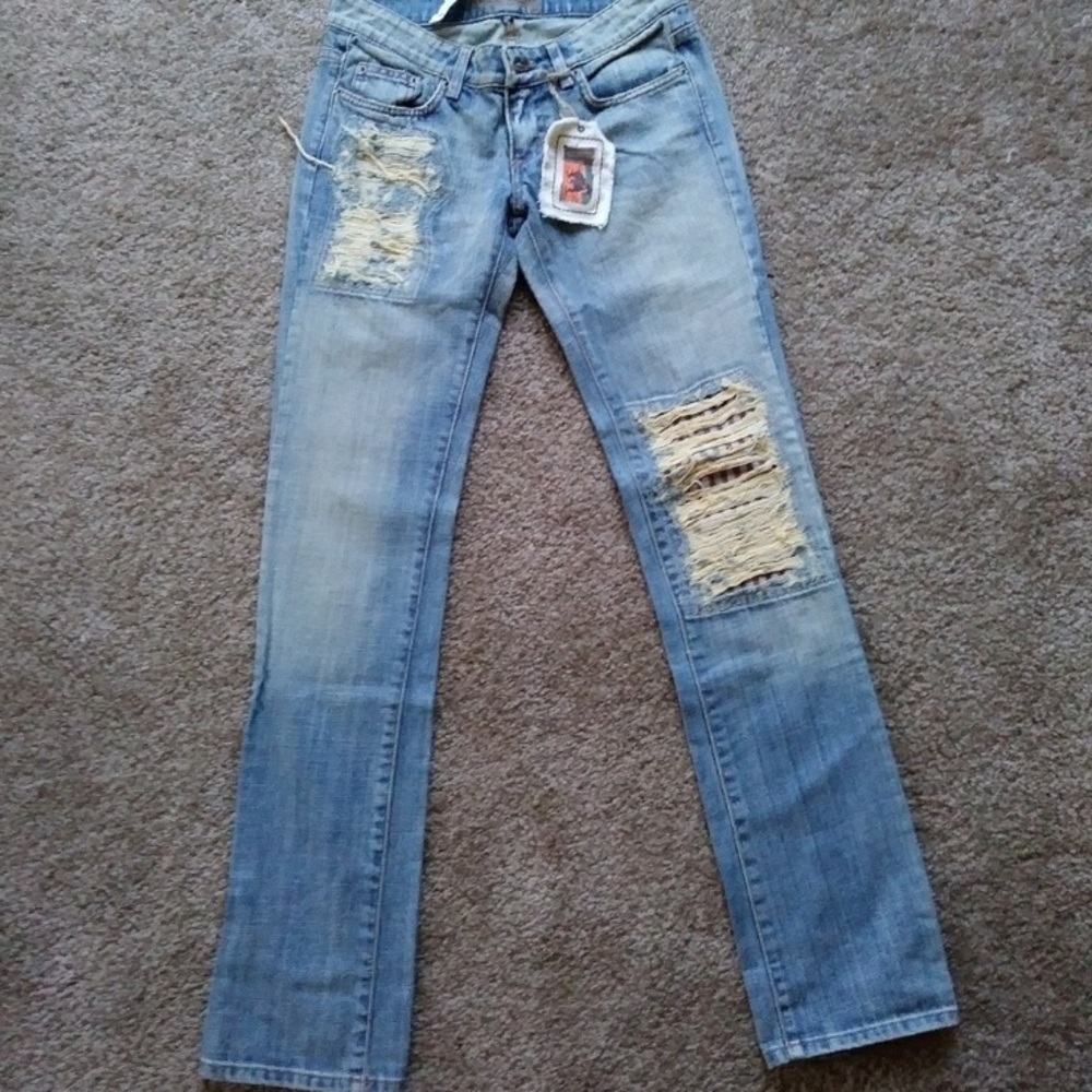 CARMAR denim jeans. 🌼🌛🌞